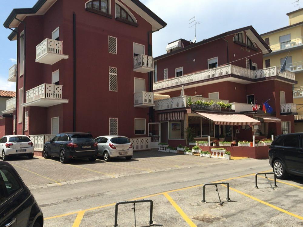 Hotel Malibran Lido di Jesolo Eksteriør billede